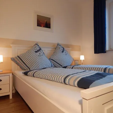 Birkenstr 14 Wg 15 Ankern In Zingst *